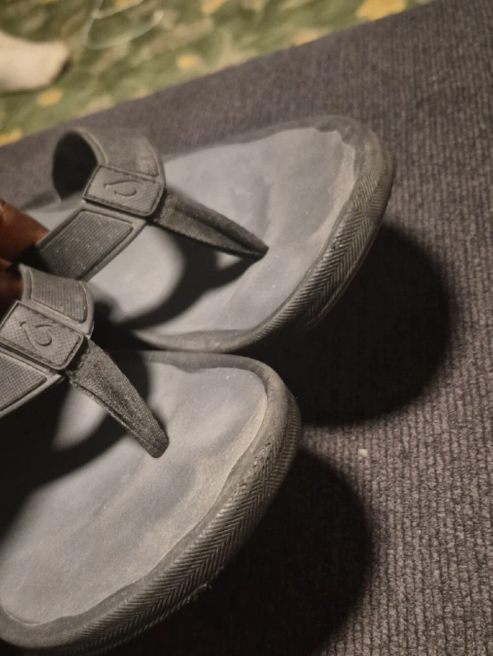 OluKai Men's Black Flip-Flop Sandals
